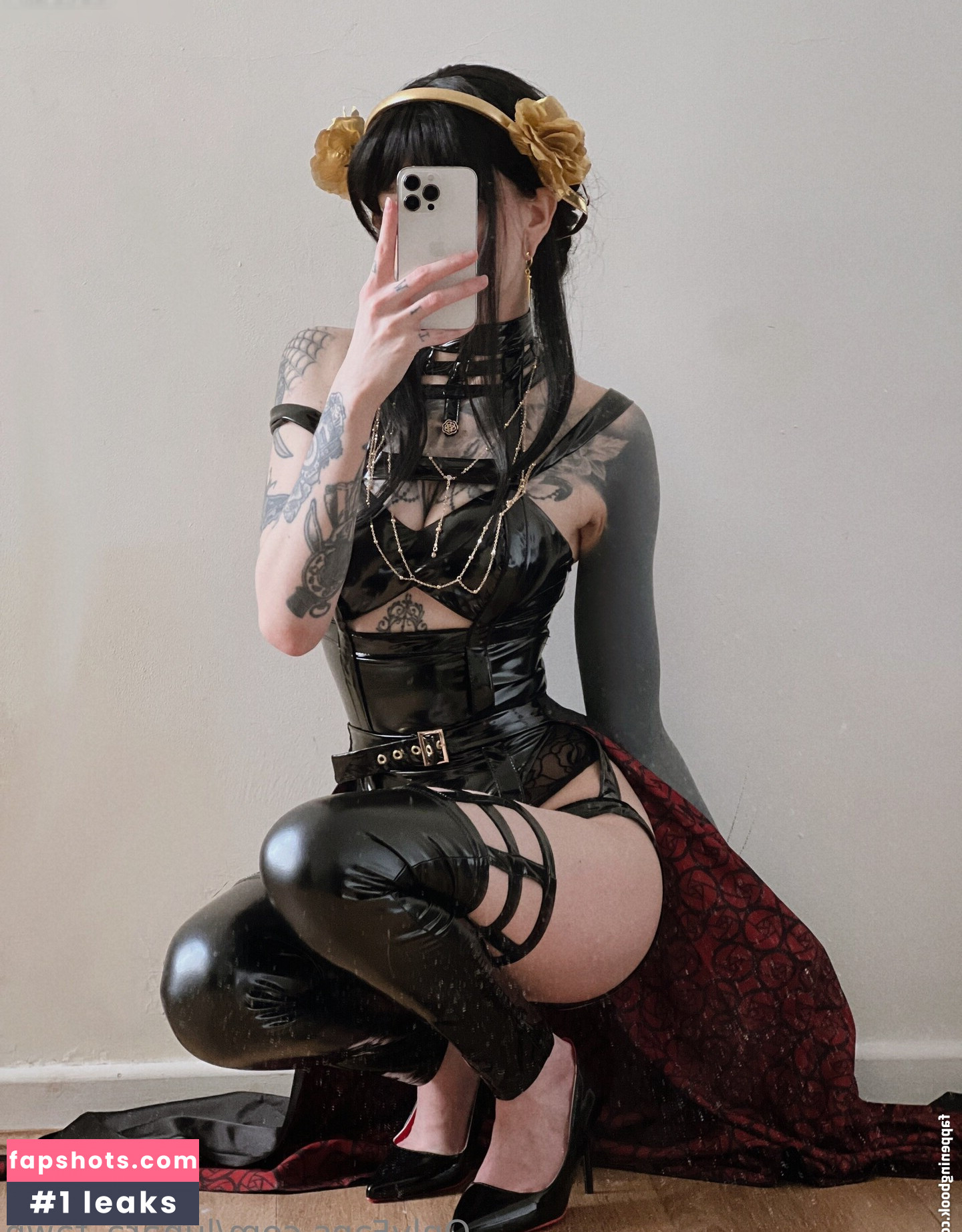 Luna gallery photo #4