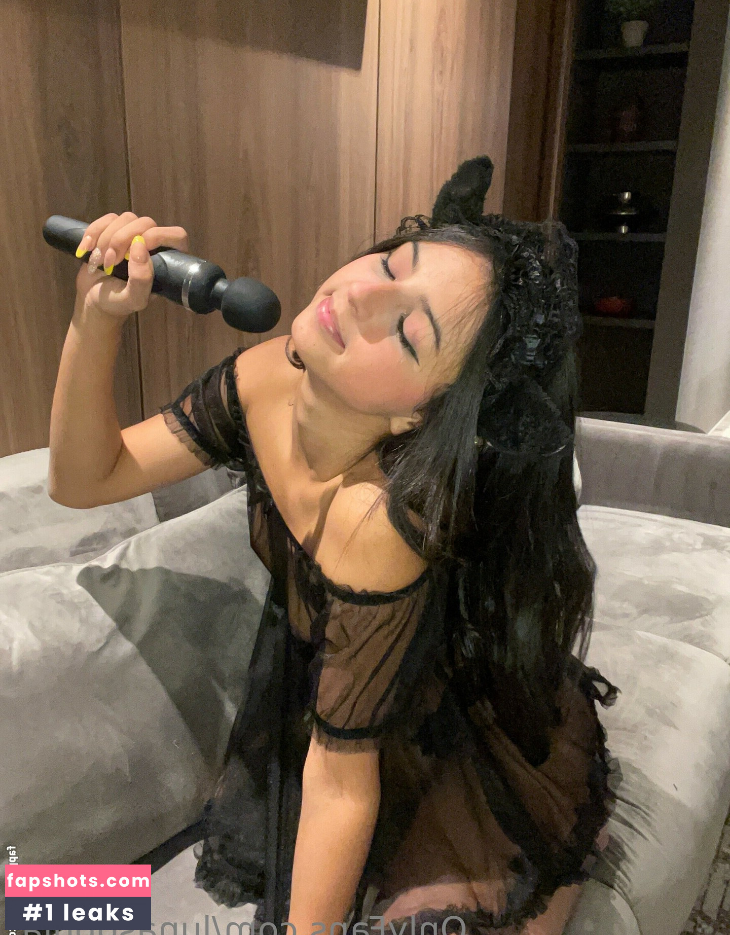 Luna Sophia gallery photo #54