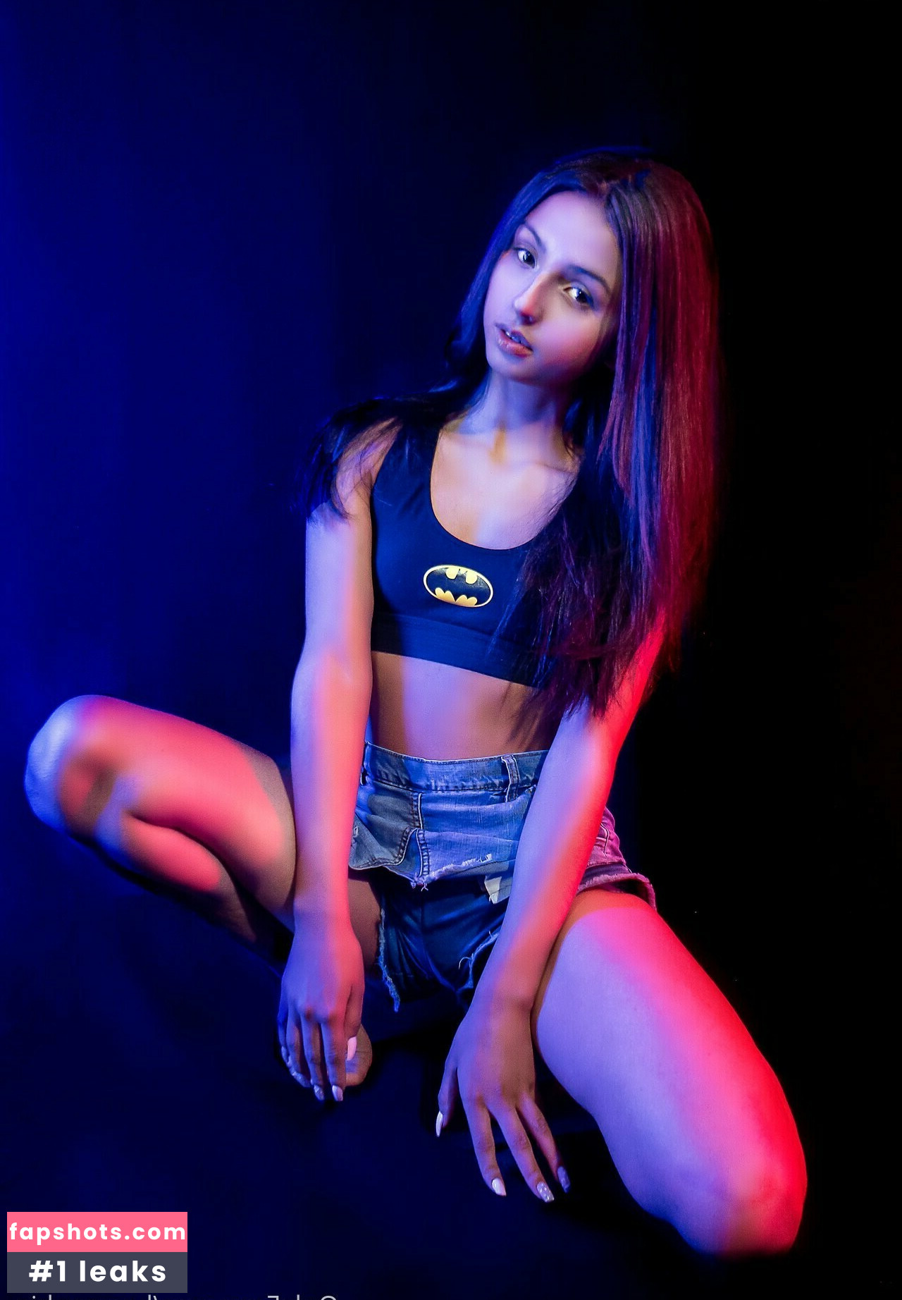 Luna Sophia gallery photo #76