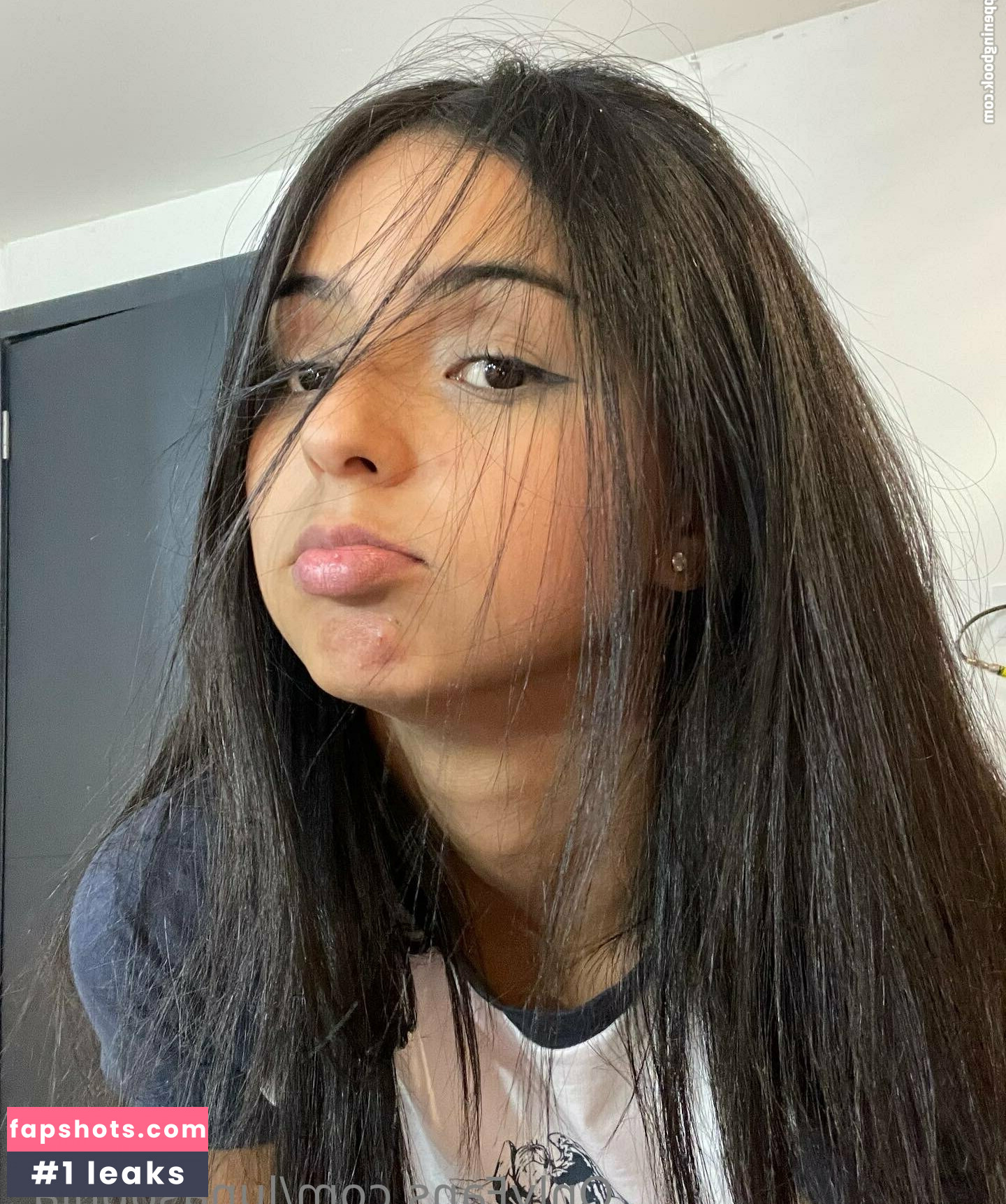 Luna Sophia gallery photo #82