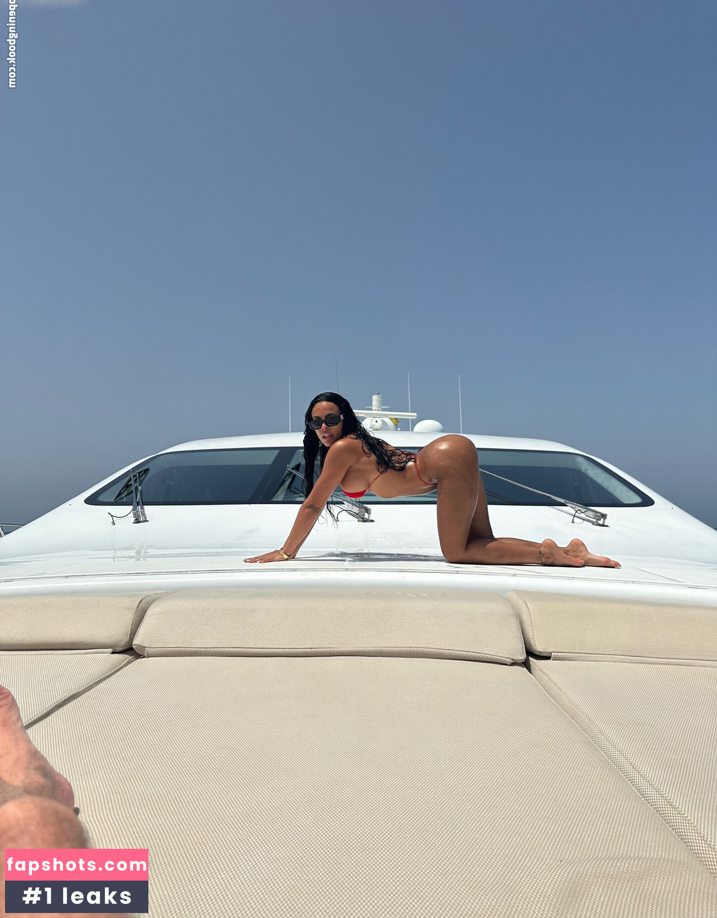 Luna Star gallery photo #127