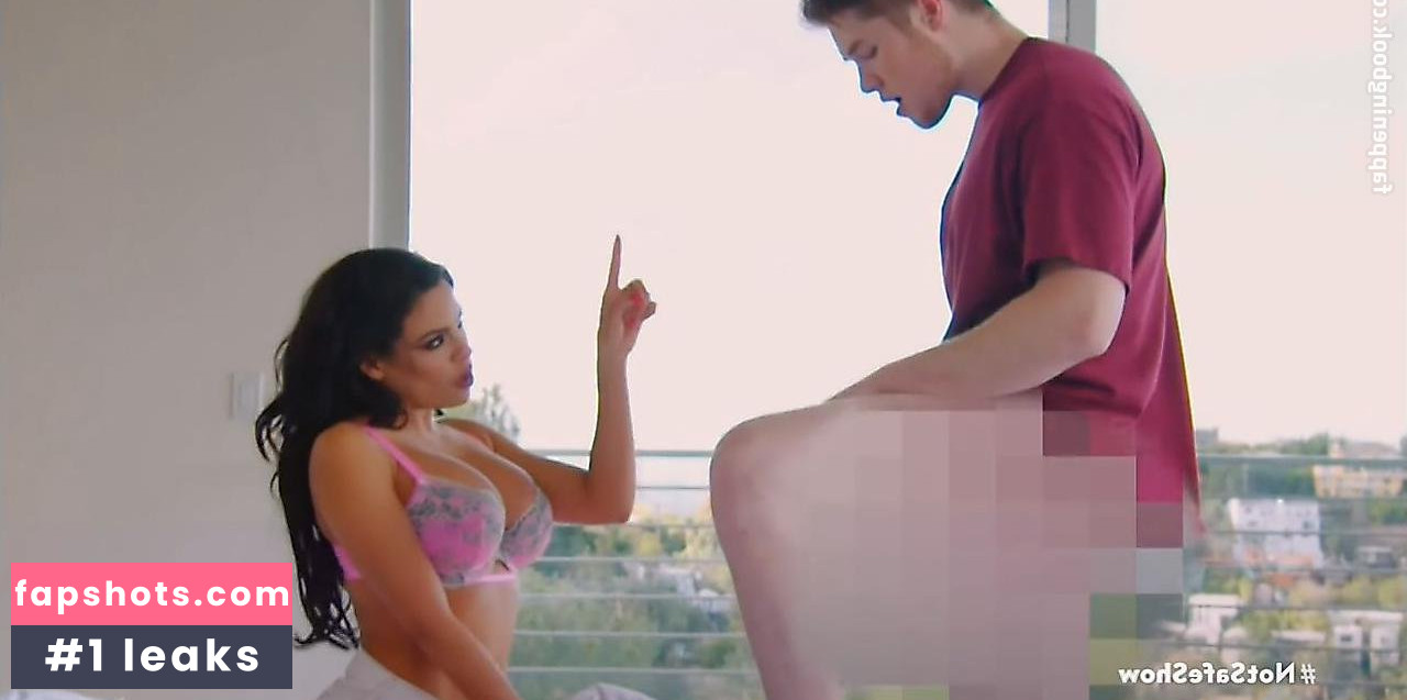 Luna Star gallery photo #140