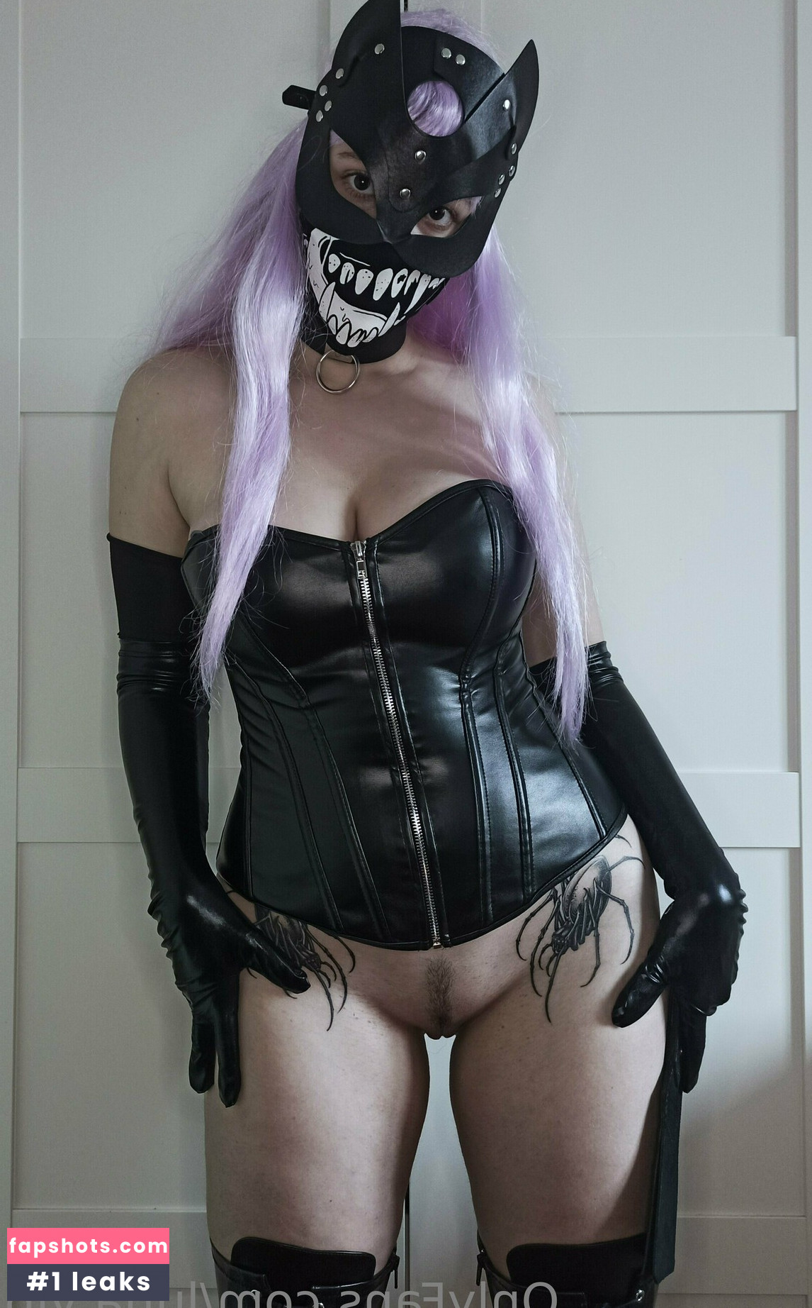 luna.vip gallery photo #15