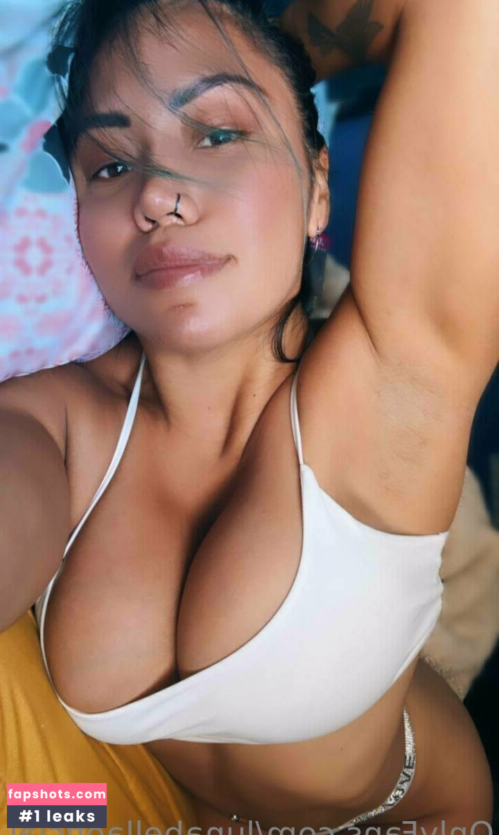 lunabellaoficial gallery photo #24