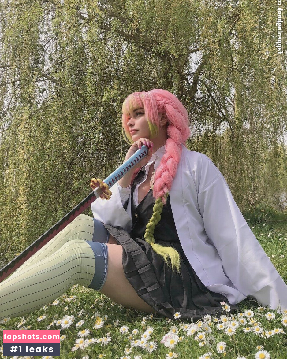 lunachan_tv gallery photo #14