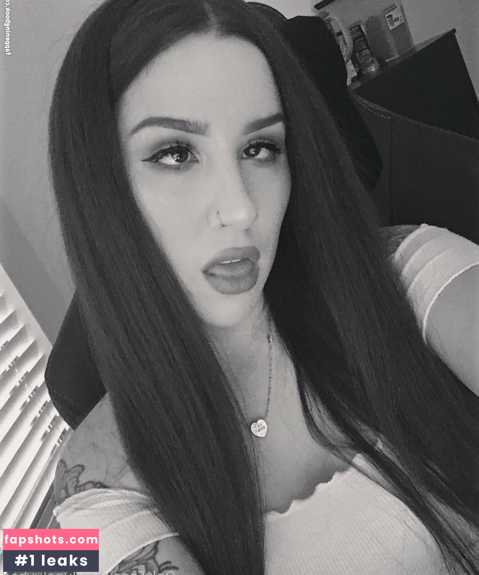 lunalovebad gallery photo #18