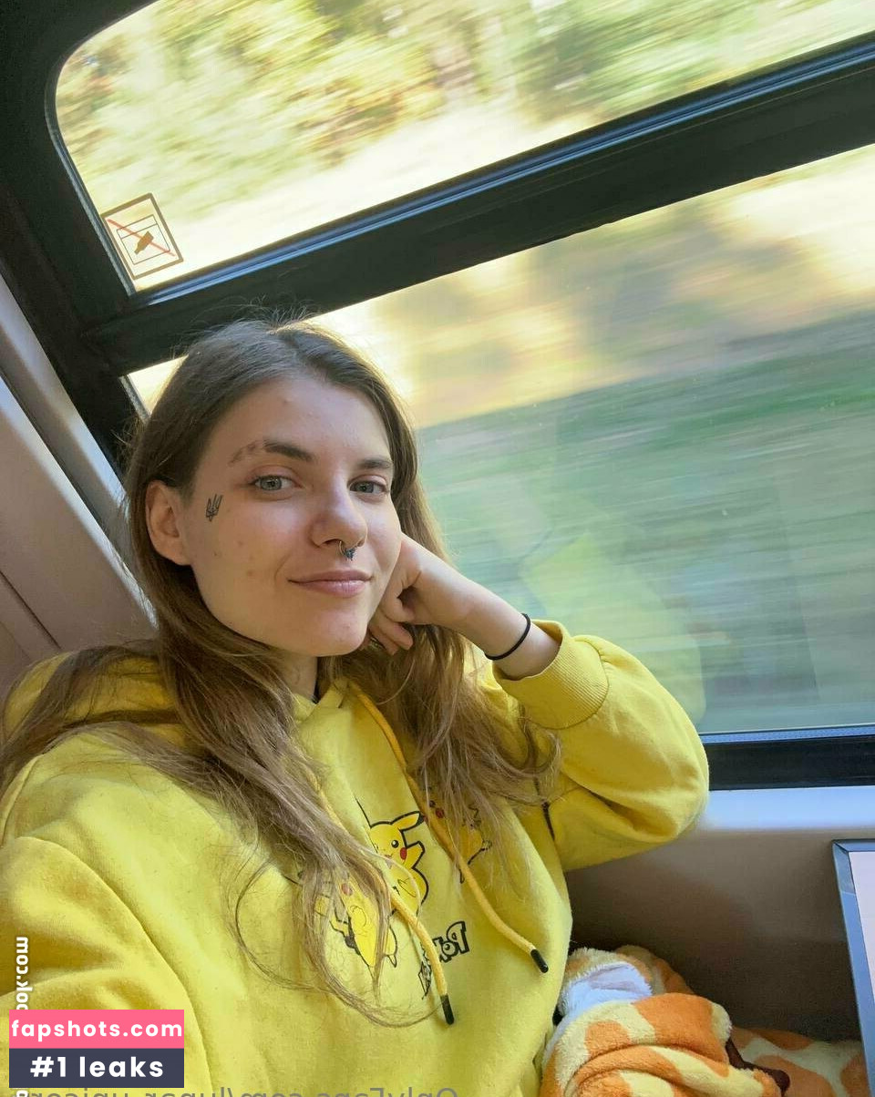 lunar_unicorn gallery photo #2