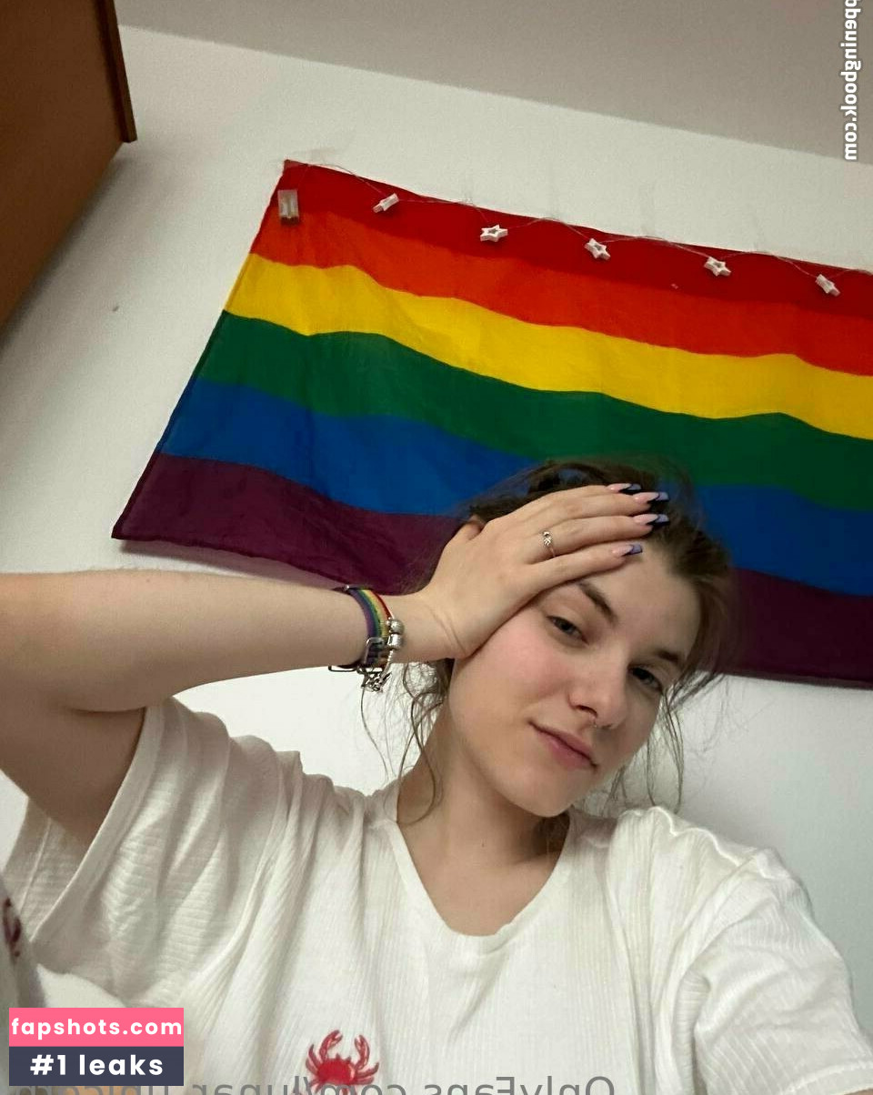 lunar_unicorn gallery photo #12