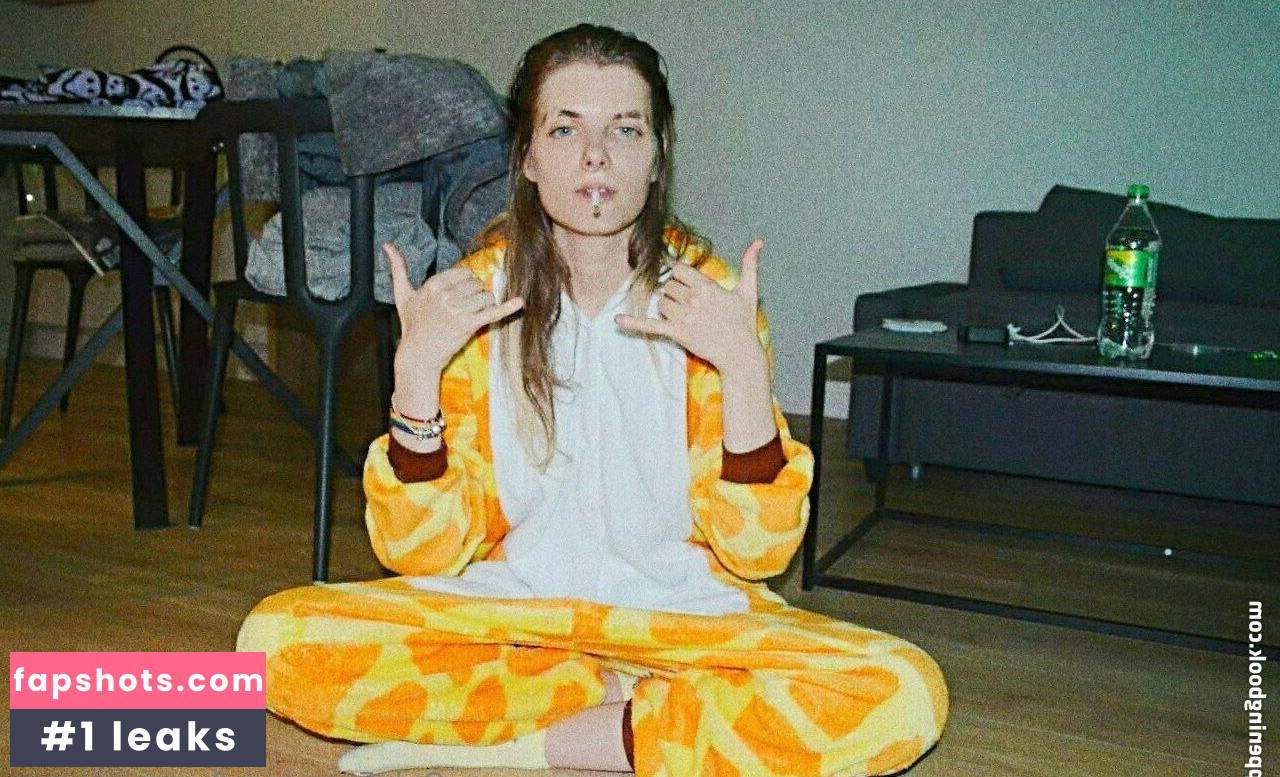 lunar_unicorn gallery photo #21