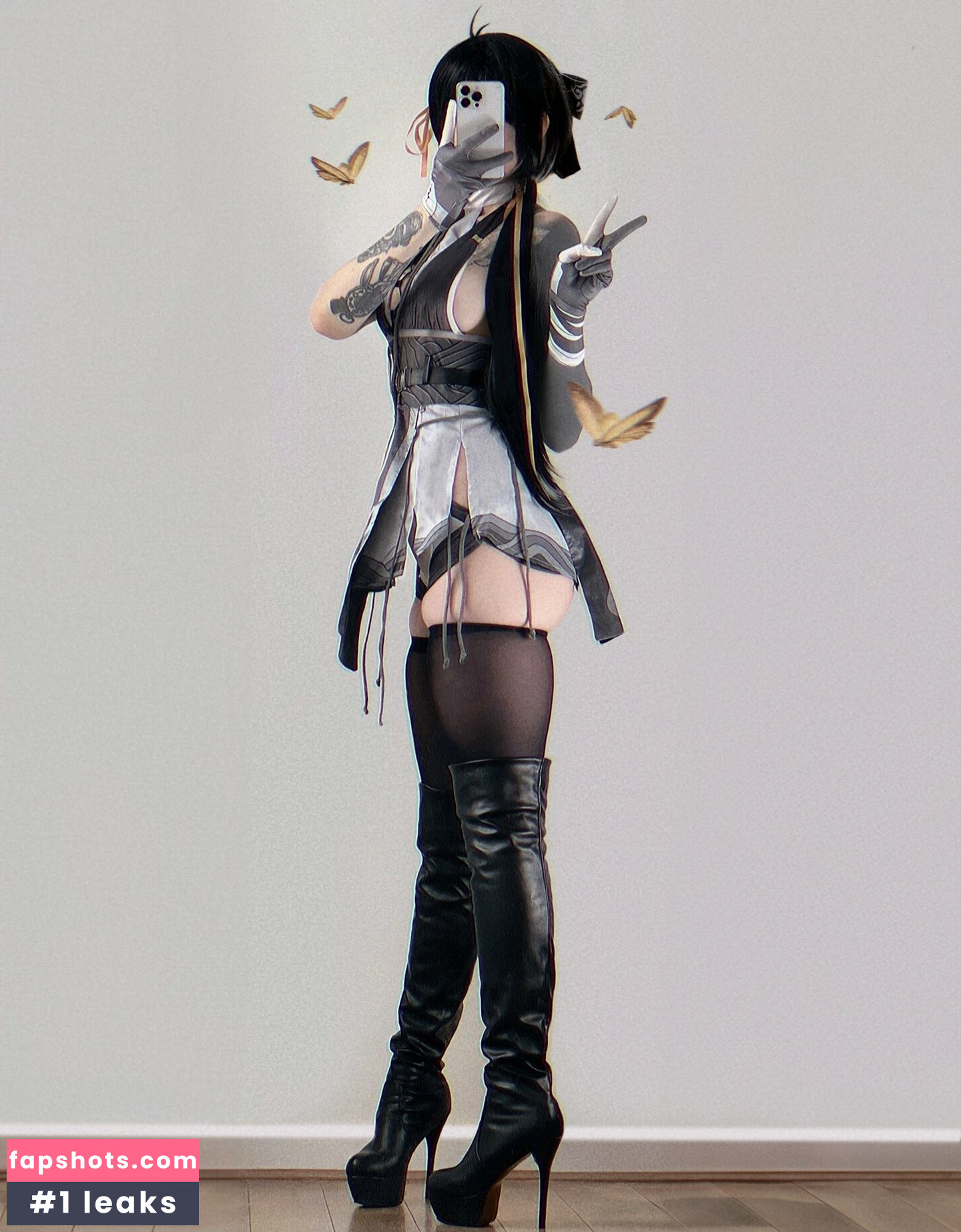 Lunara_fawn gallery photo #2