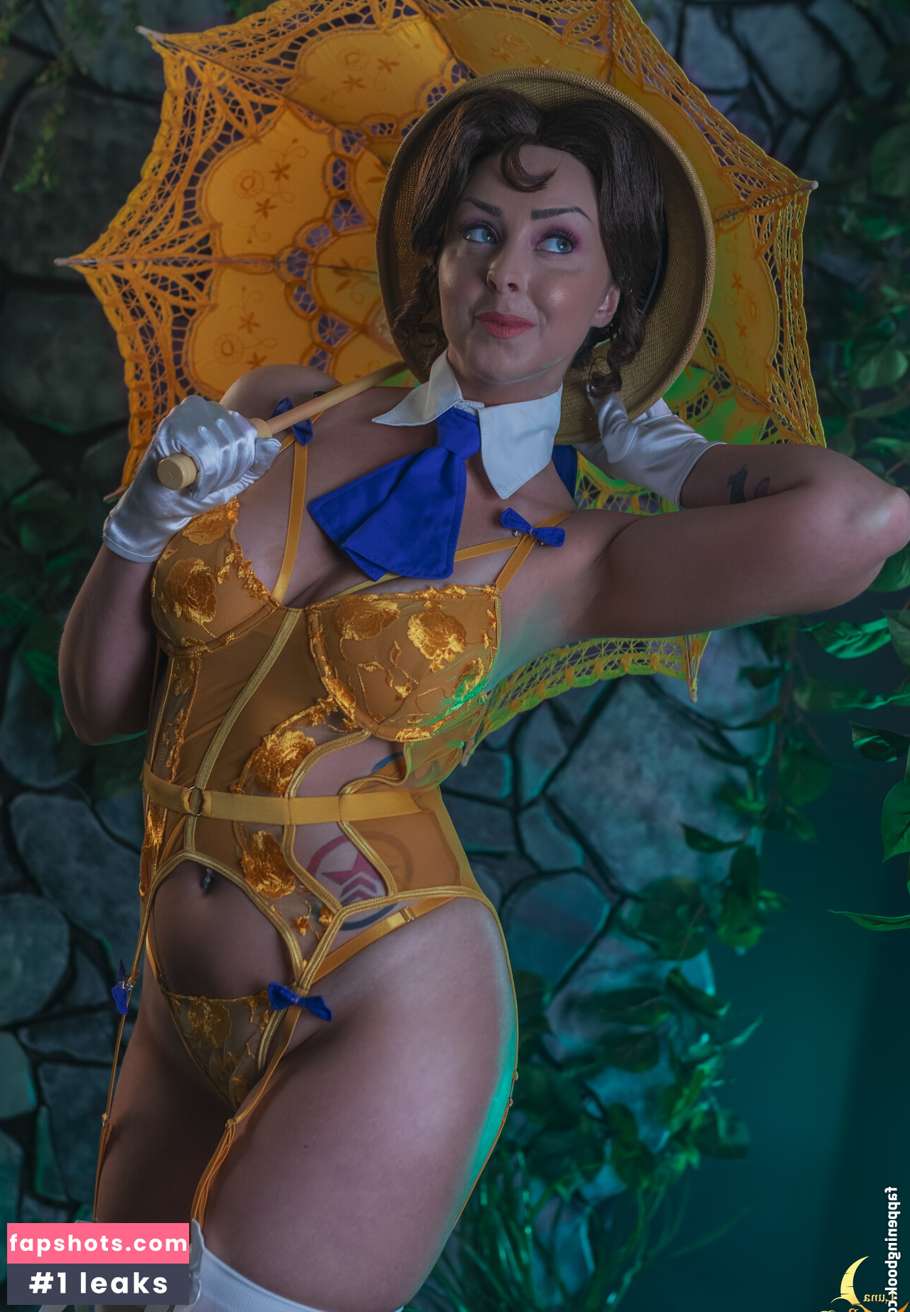 LunaRaeCosplay gallery photo #371