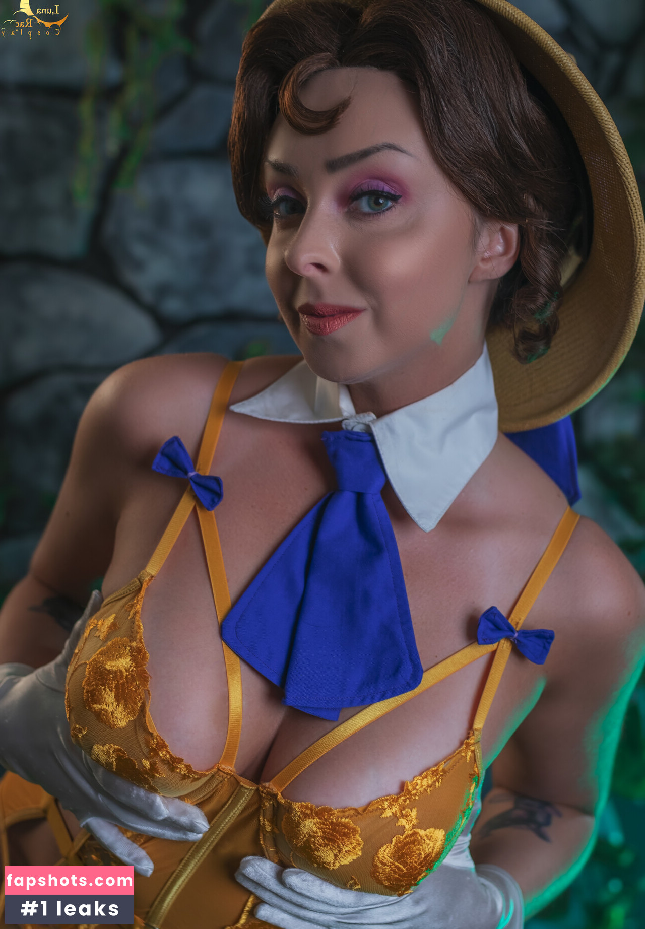 LunaRaeCosplay gallery photo #372
