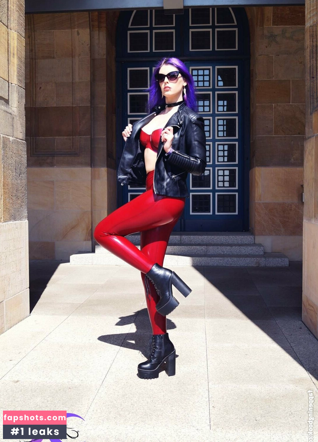 LunaraKitsune gallery photo #5