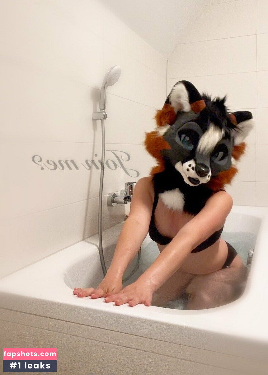 lunarifox gallery photo #24