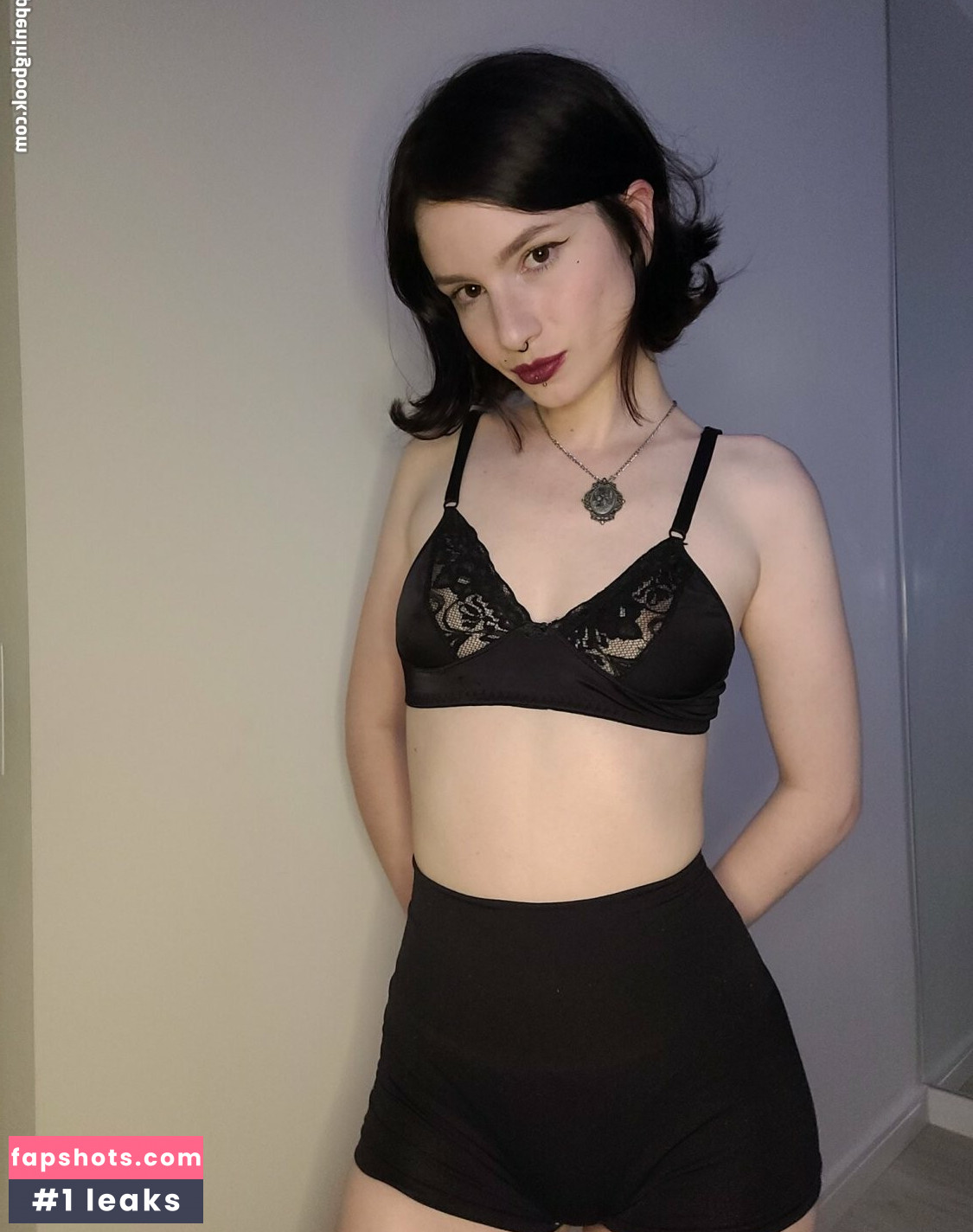 lunarium Nude Leaks OnlyFans Photos #26 - Fapshots