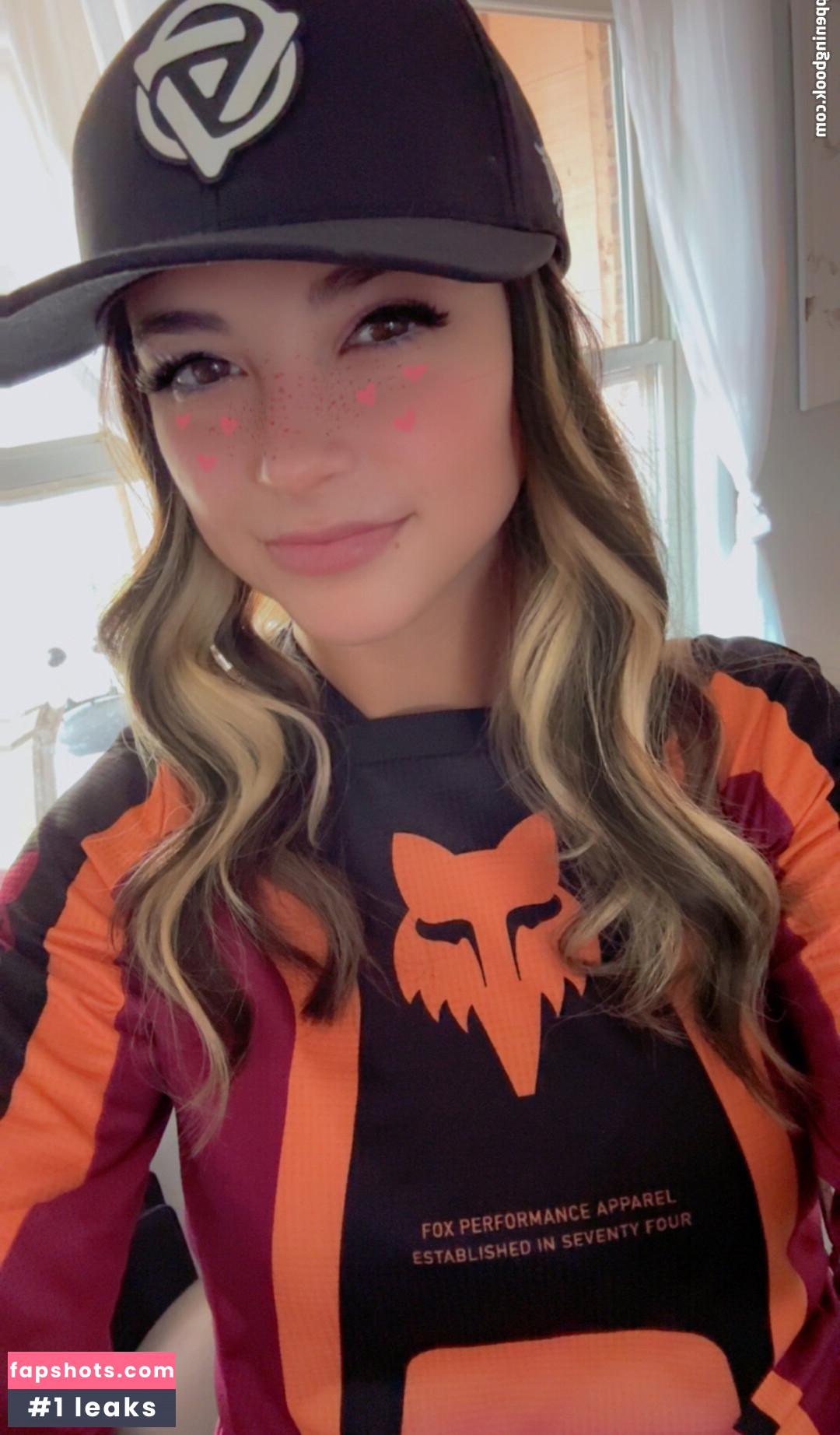 Lunarswifts gallery photo #9