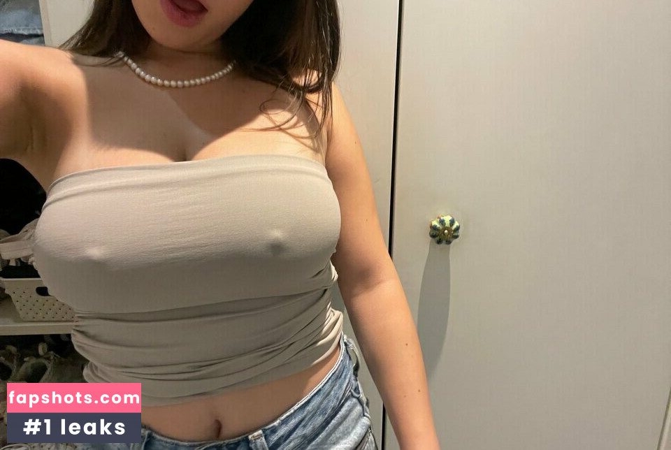 lunavalentinaaa gallery photo #38