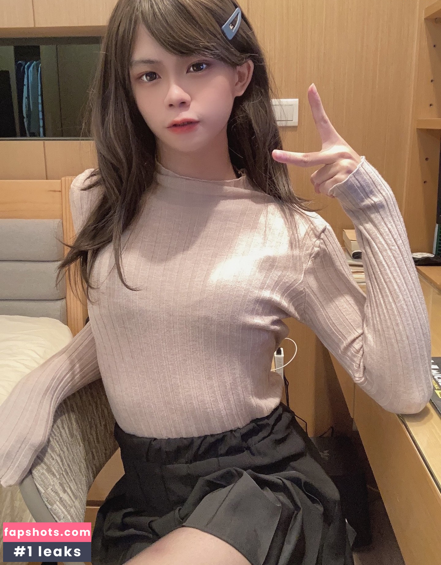 Luoluo gallery photo #5