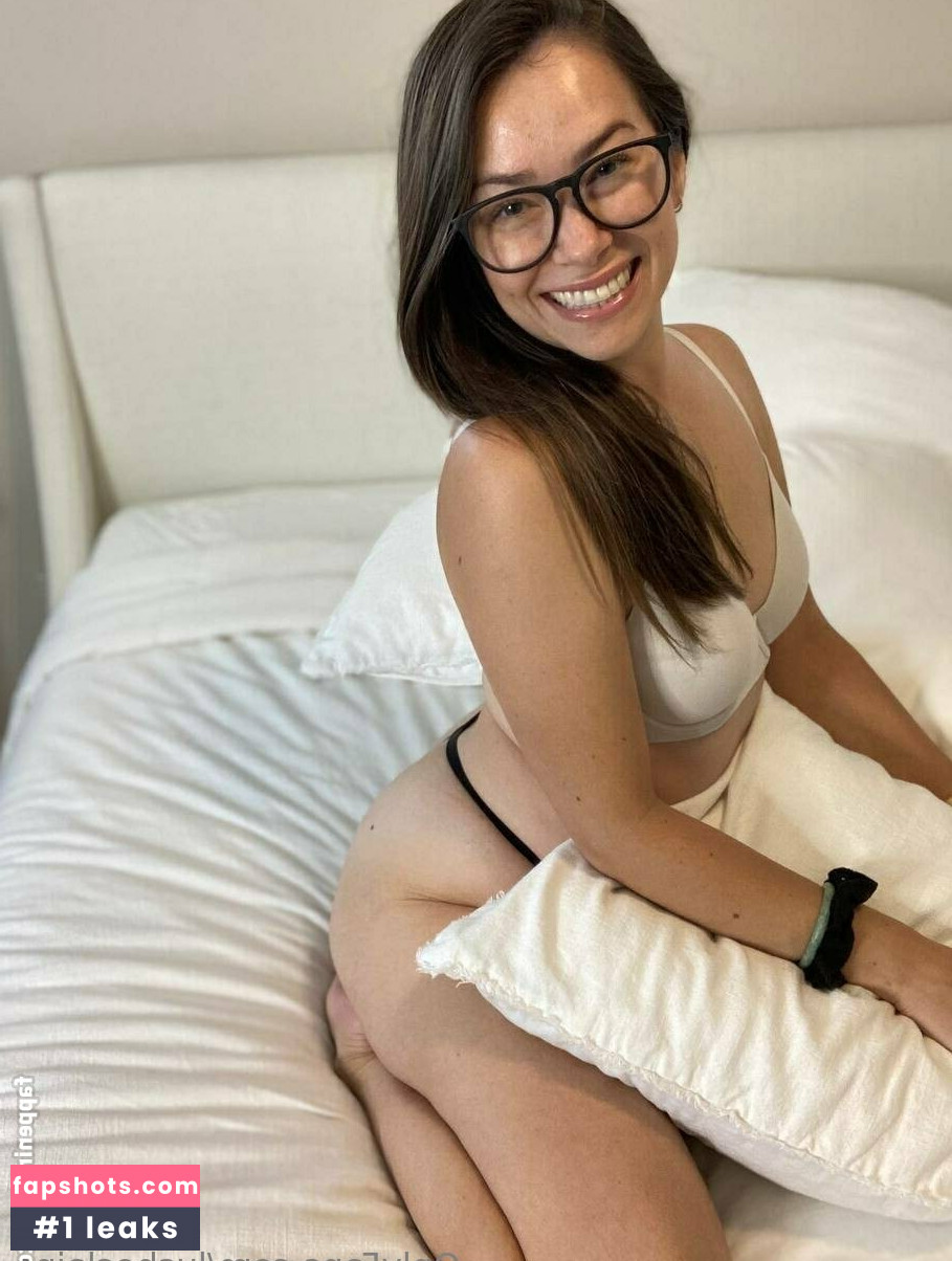 lusheslaina Nude Leaks OnlyFans Photos #24 - LeakJerk