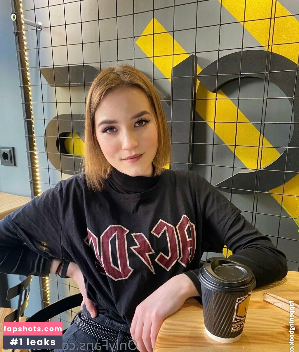 lustgame_ellie Nahé úniky fotek pouze od fanoušků #11 - Fapshots