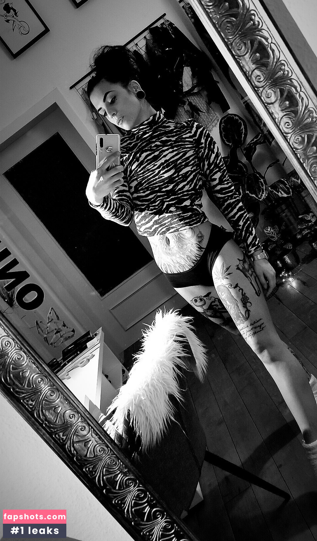 luu_nighthawk gallery photo #3