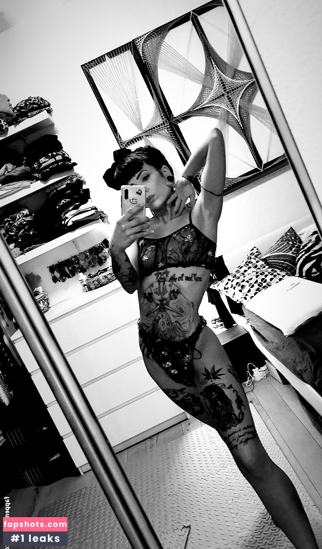 luu_nighthawk gallery photo #9