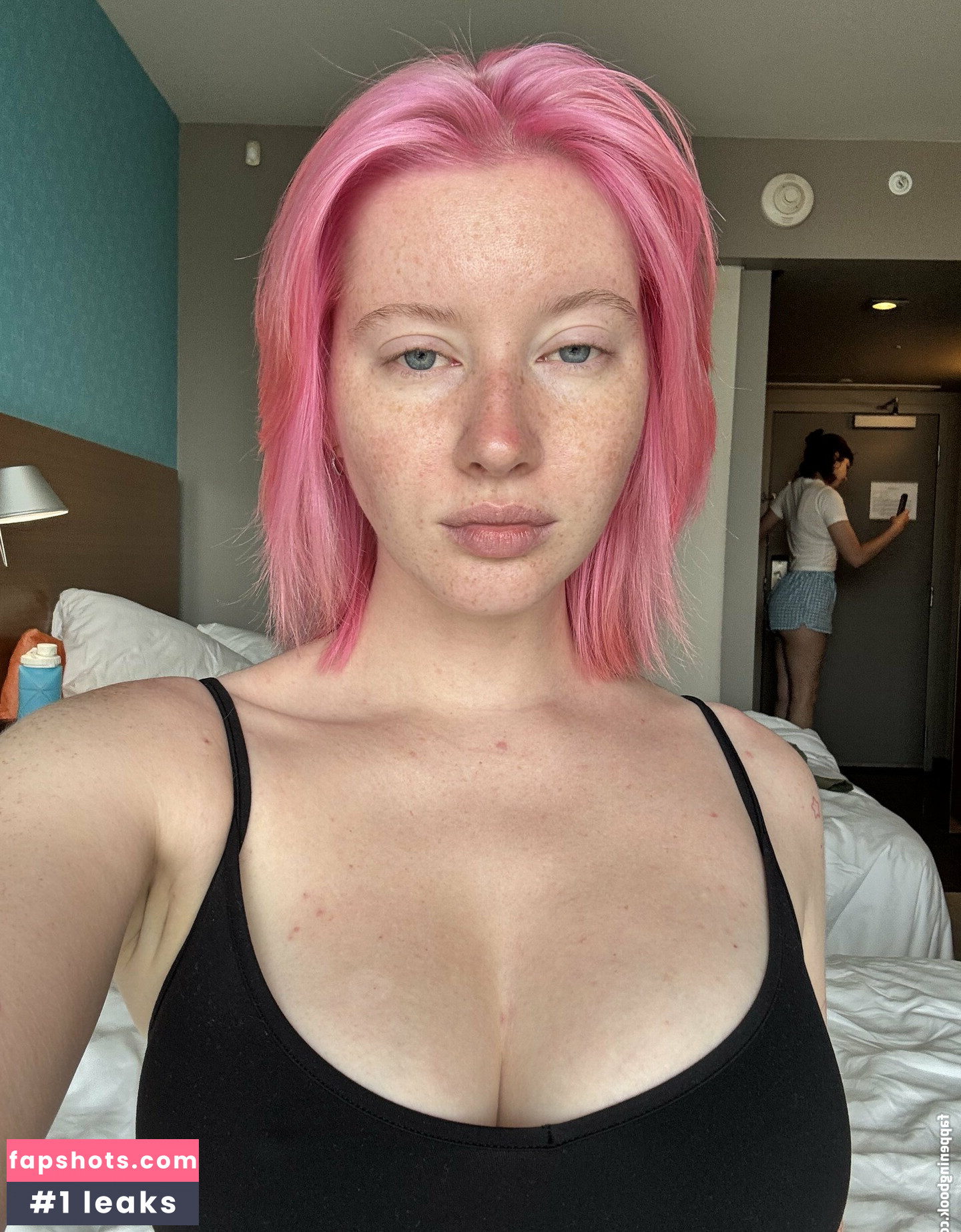 Luvliii gallery photo #33