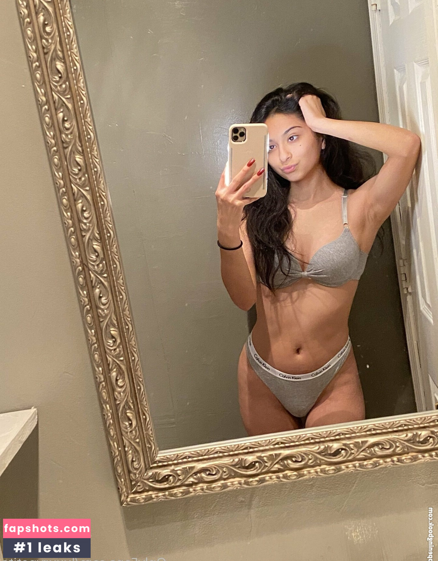 luxurypetite gallery photo #44