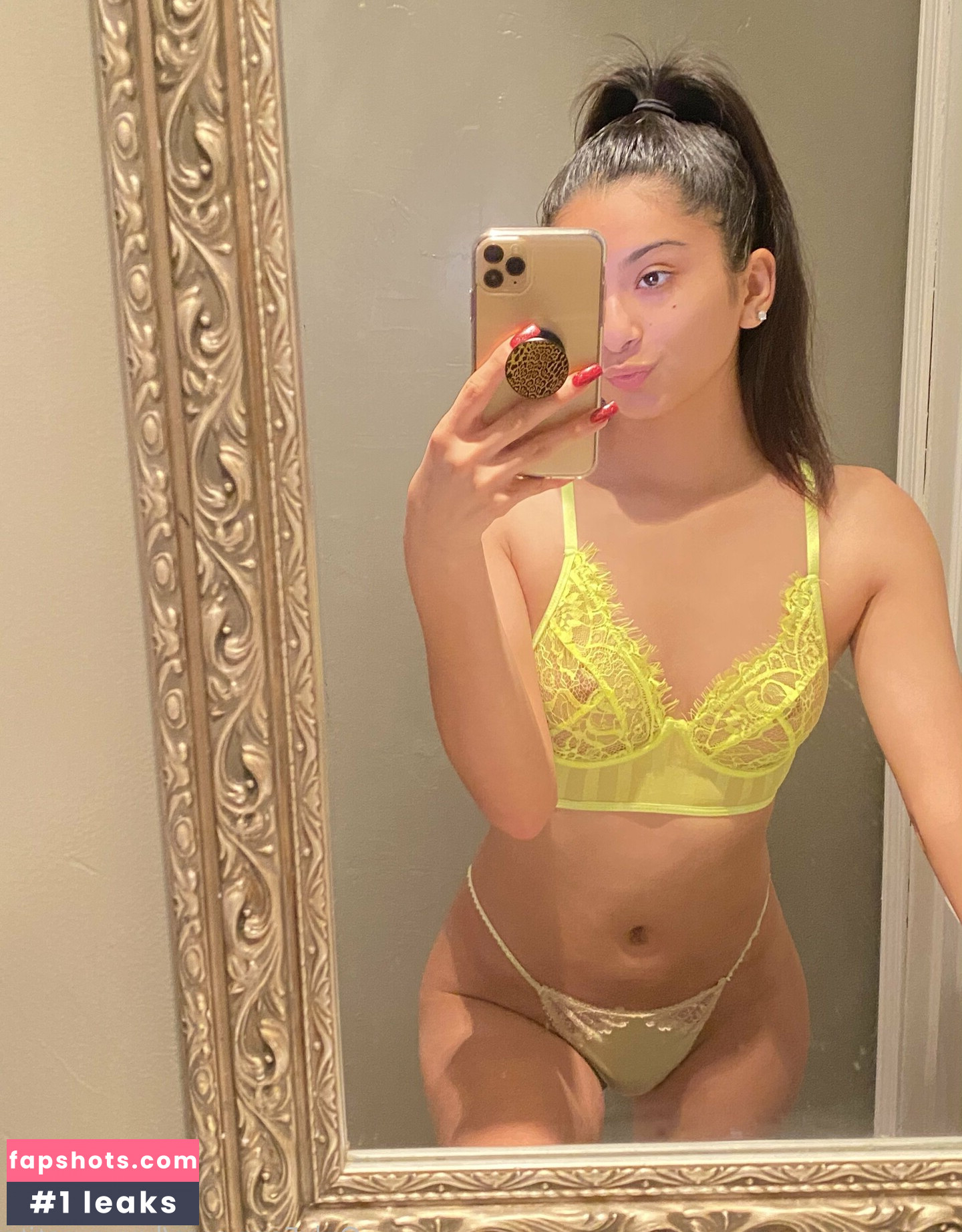 luxurypetite gallery photo #8