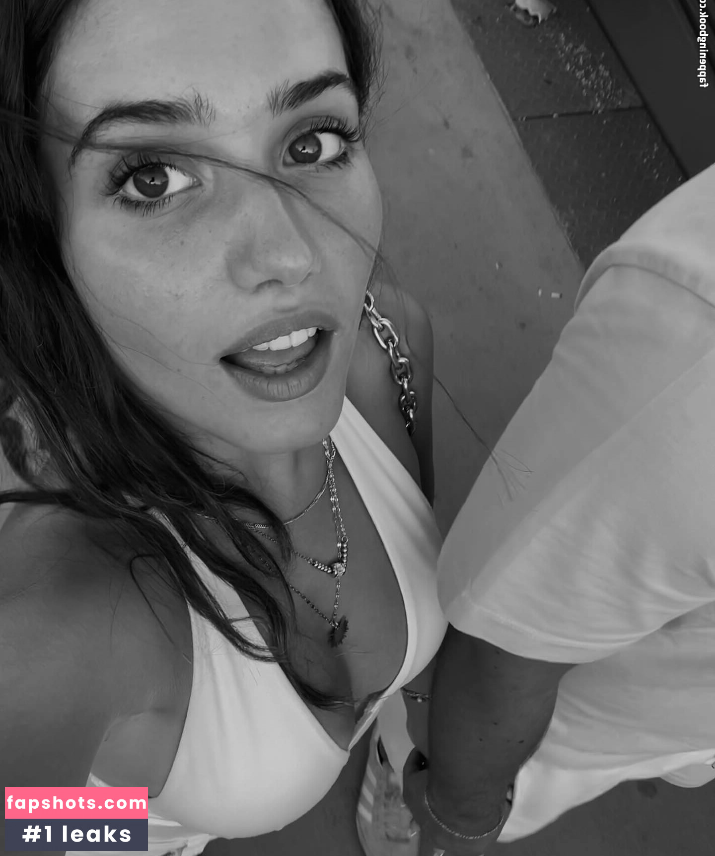 Luza Mogyorosi Nude Leaks OnlyFans Photos #14 - LeakJerk