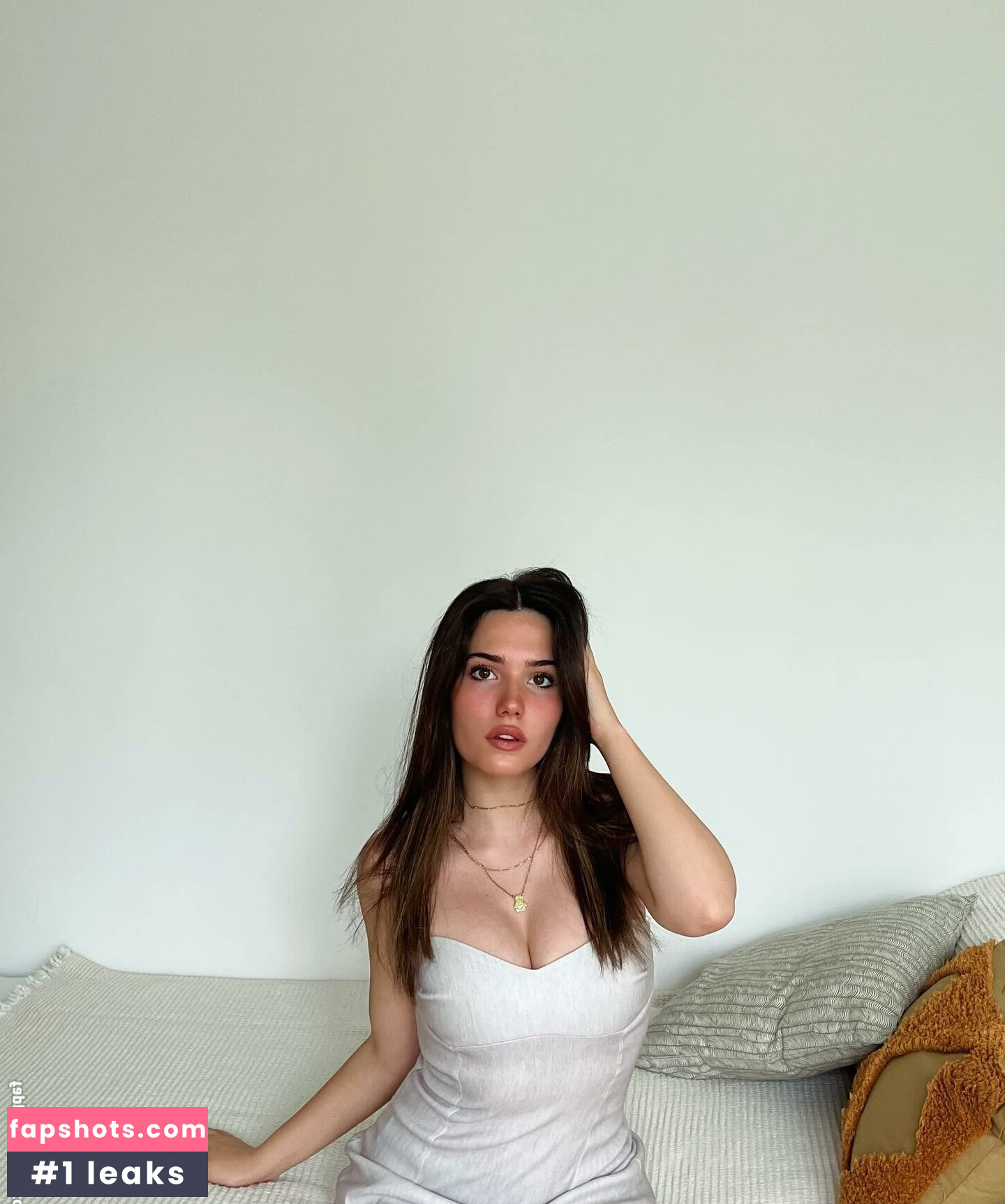 Luza Mogyorosi gallery photo #26