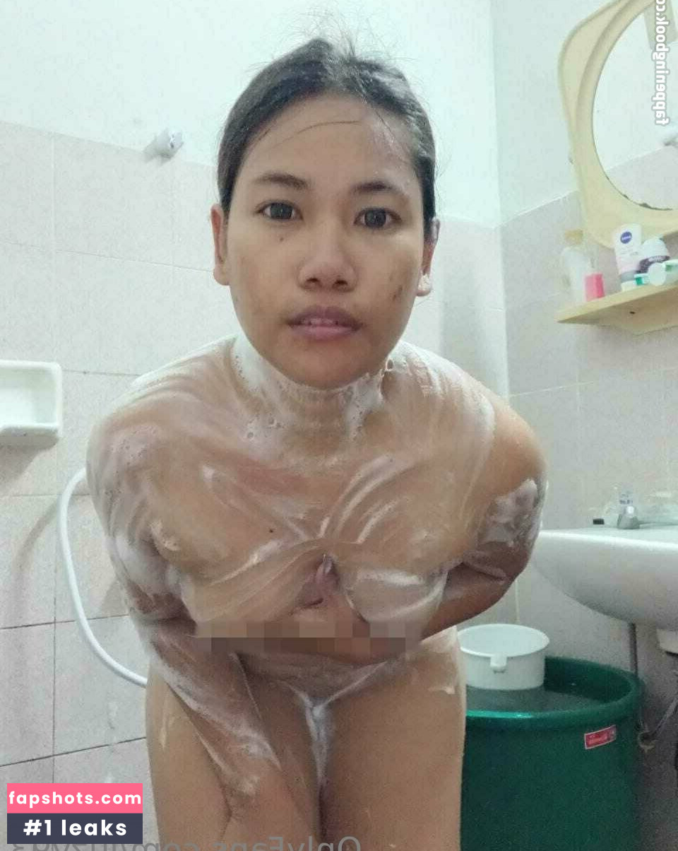 luzy93 gallery photo #3