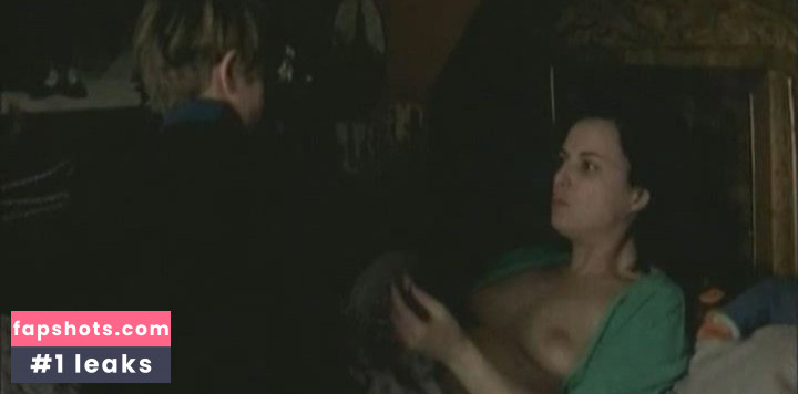 Lydia Andrei gallery photo #4