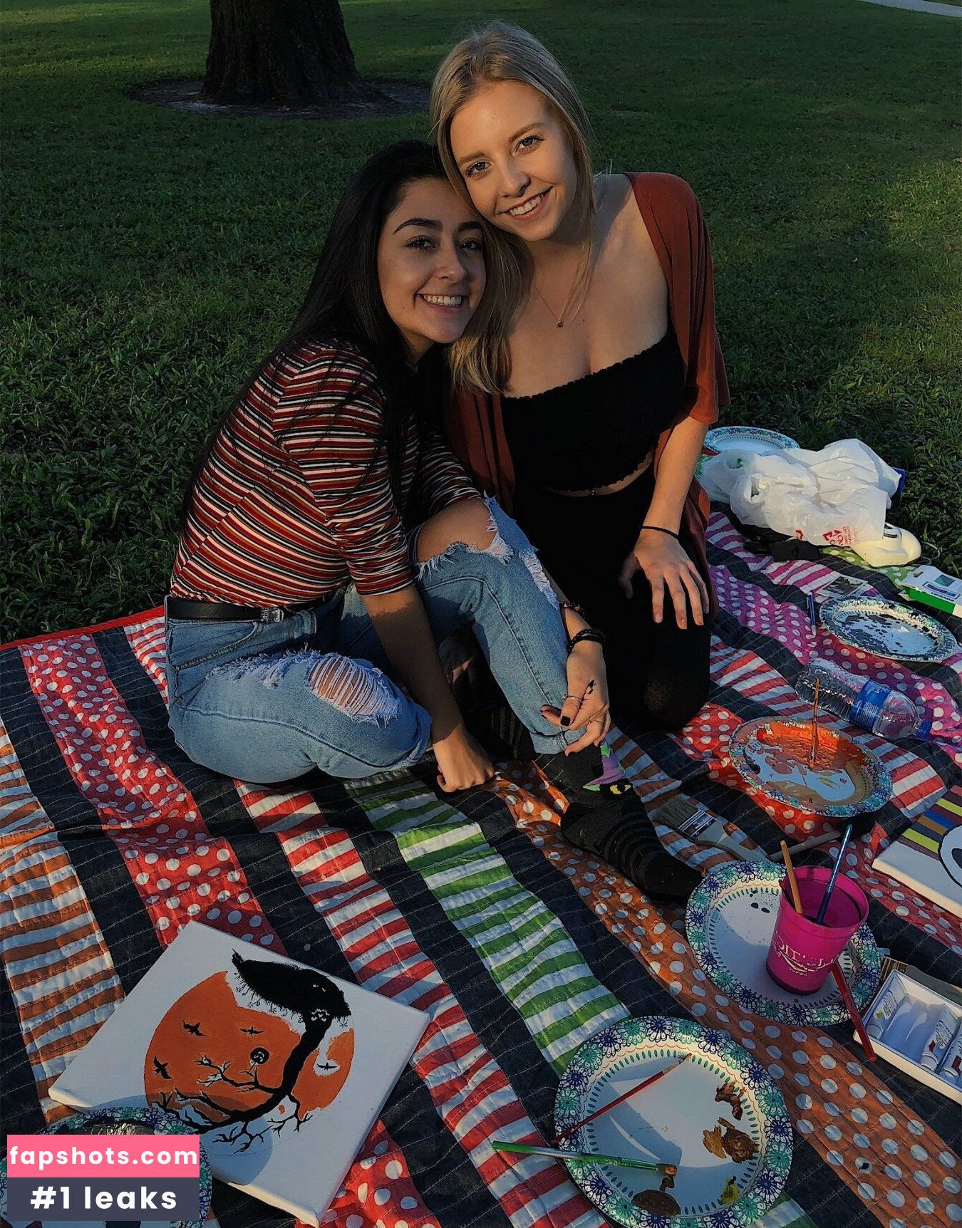 Lydia N gallery photo #21