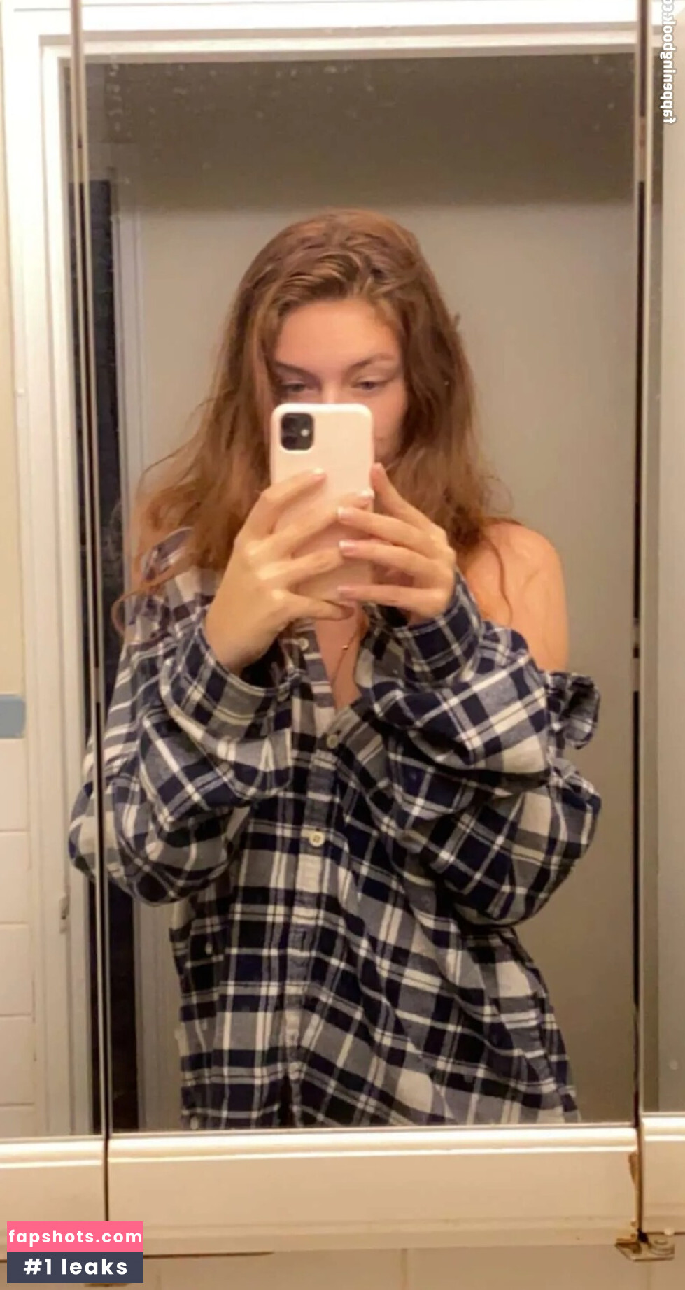 Lydia Renae gallery photo #103