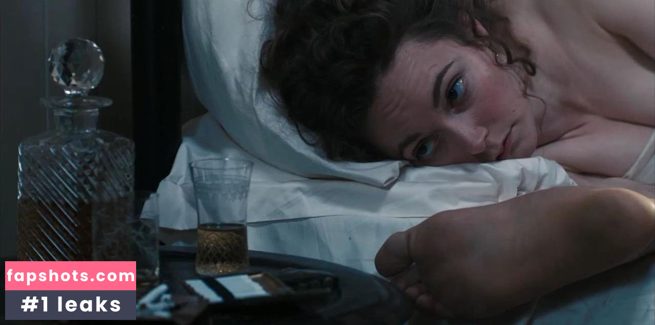 Lydia Wilson gallery photo #25