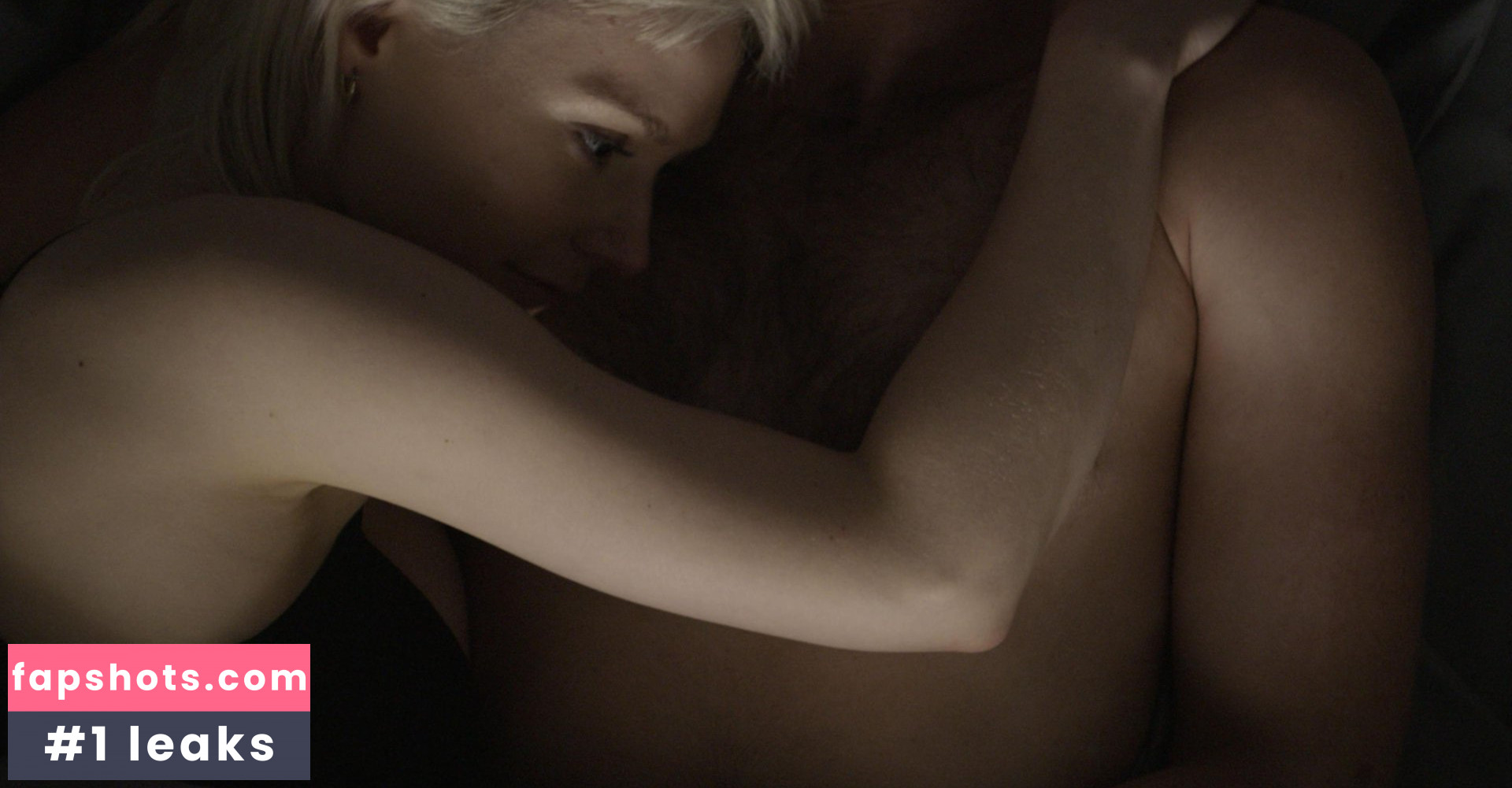 Lydia Wilson gallery photo #43