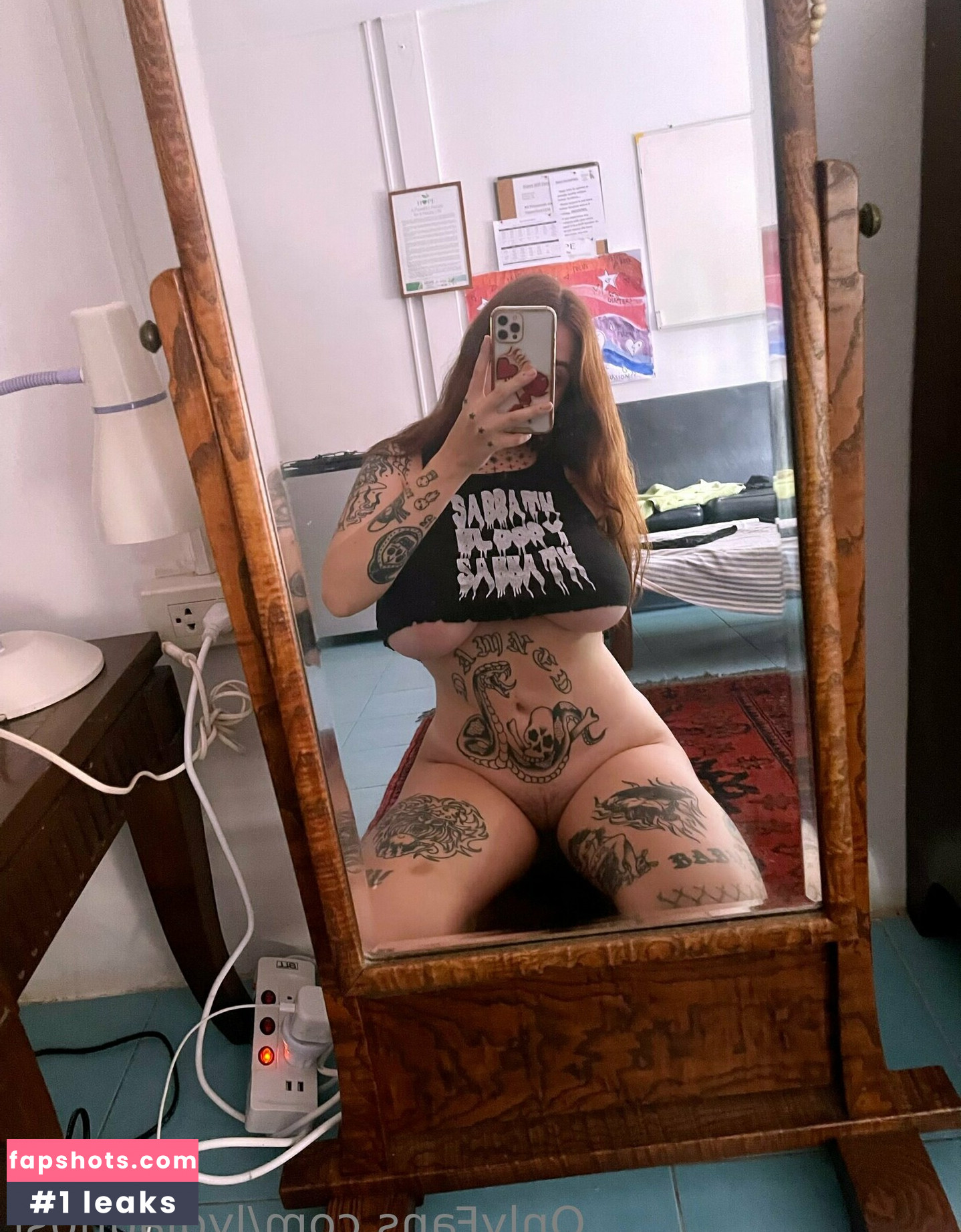 Lydiagh0st gallery photo #185