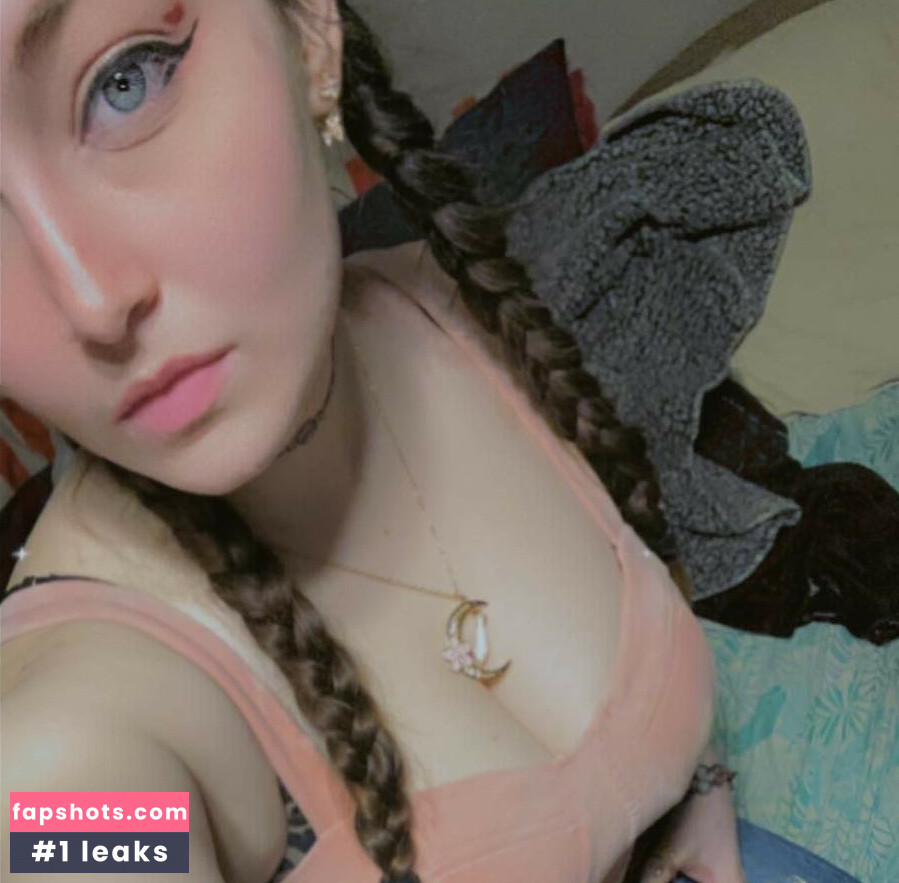 Lylah Love gallery photo #12