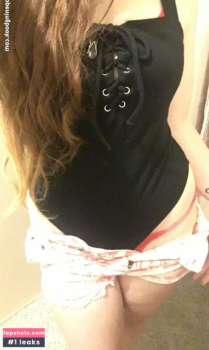 Lylah Love gallery photo #16