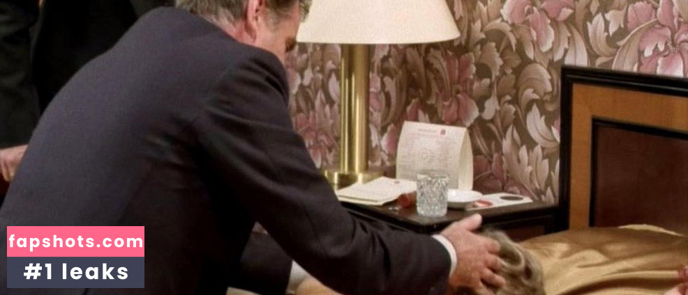 Lynda Bellingham gallery photo #5