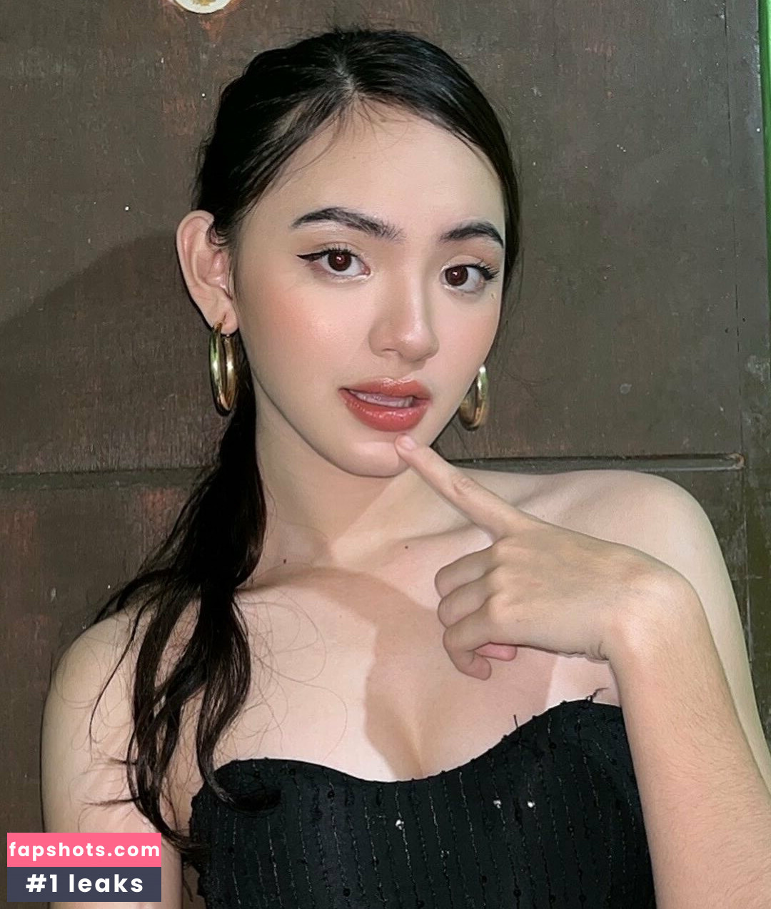 Lyndin Daphne Cruz Nude Leaks OnlyFans Photos #11 - LeakJerk