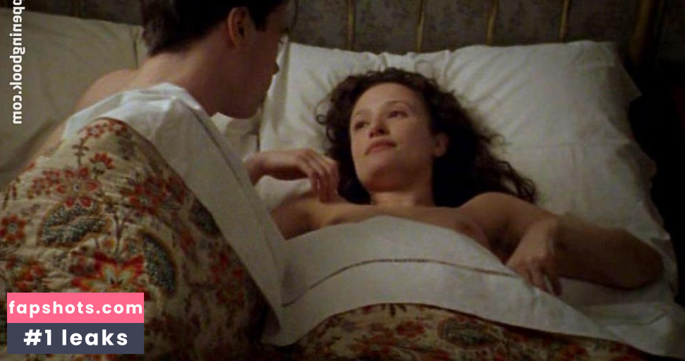 Lyndsey Marshal gallery photo #11