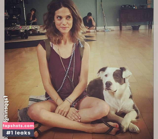 Lyndsy Fonseca Nude Leaks OnlyFans Photos #3 - LeakJerk