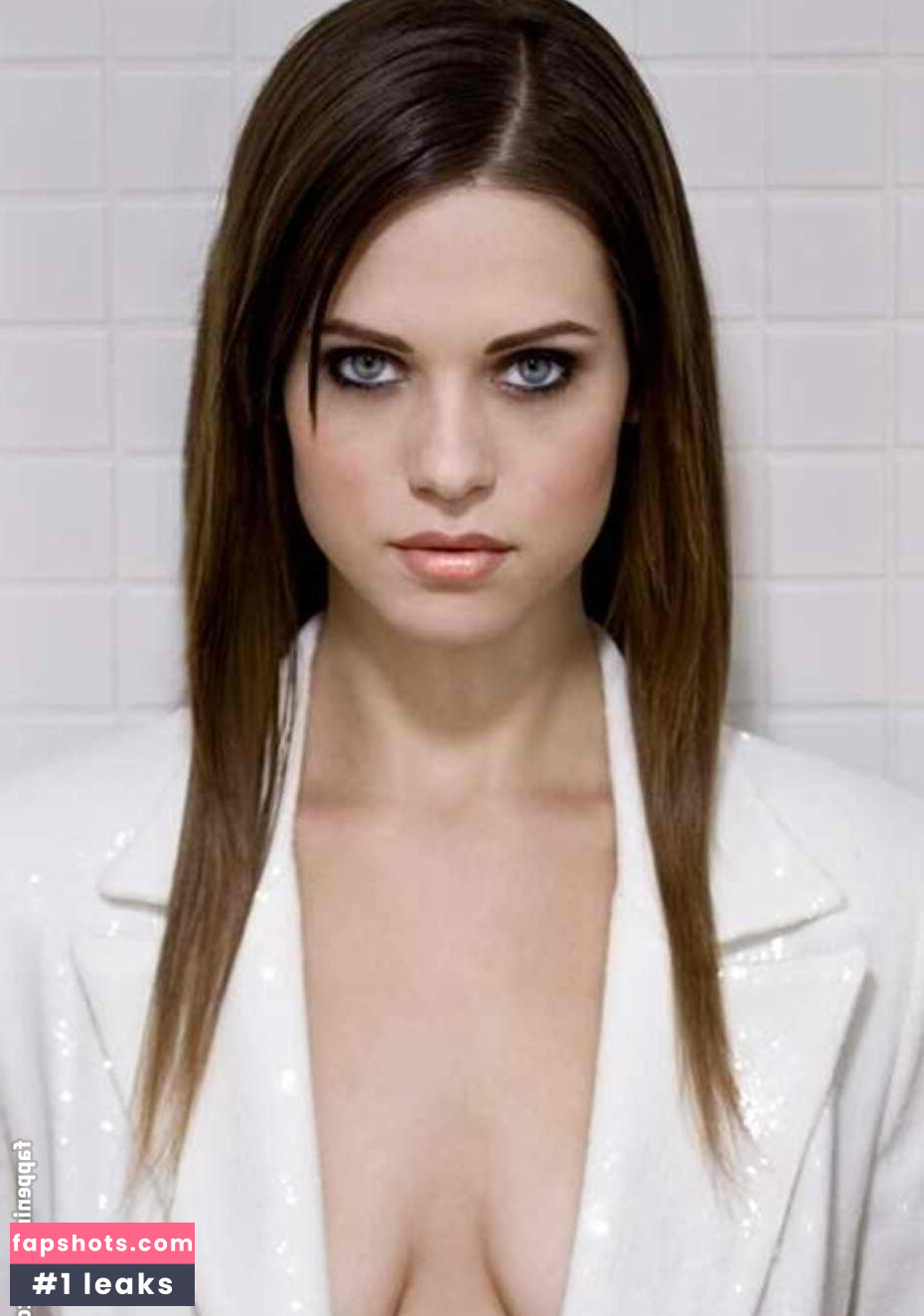 Lyndsy Fonseca Nude Leaks OnlyFans Photos #8 - LeakJerk
