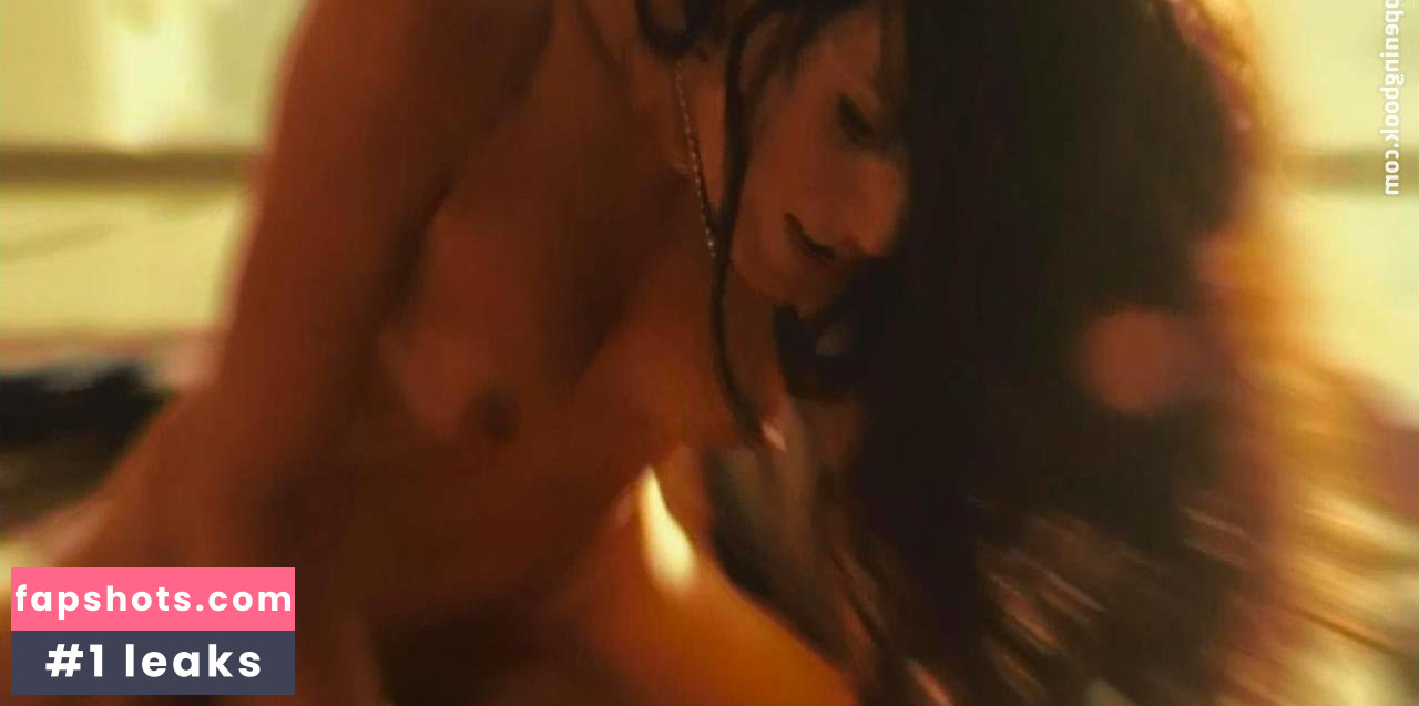 Lyne Renee gallery photo #18