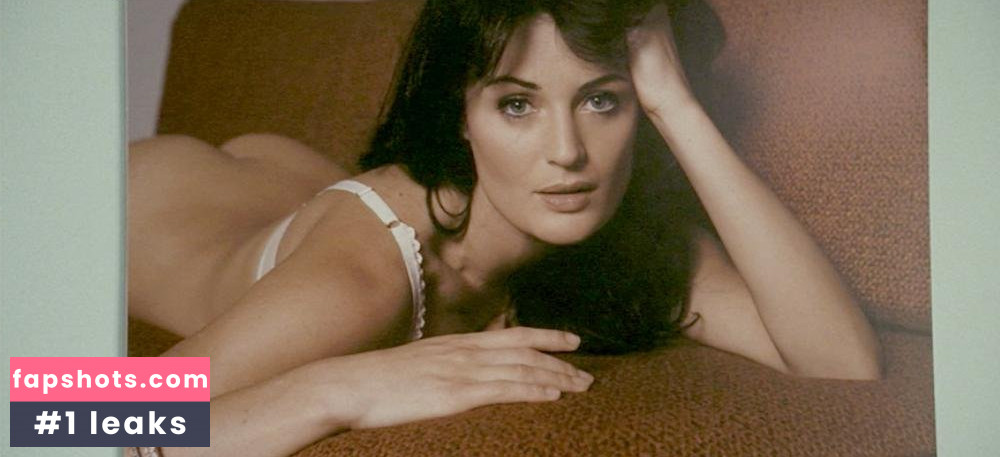 Lyne Renee gallery photo #23