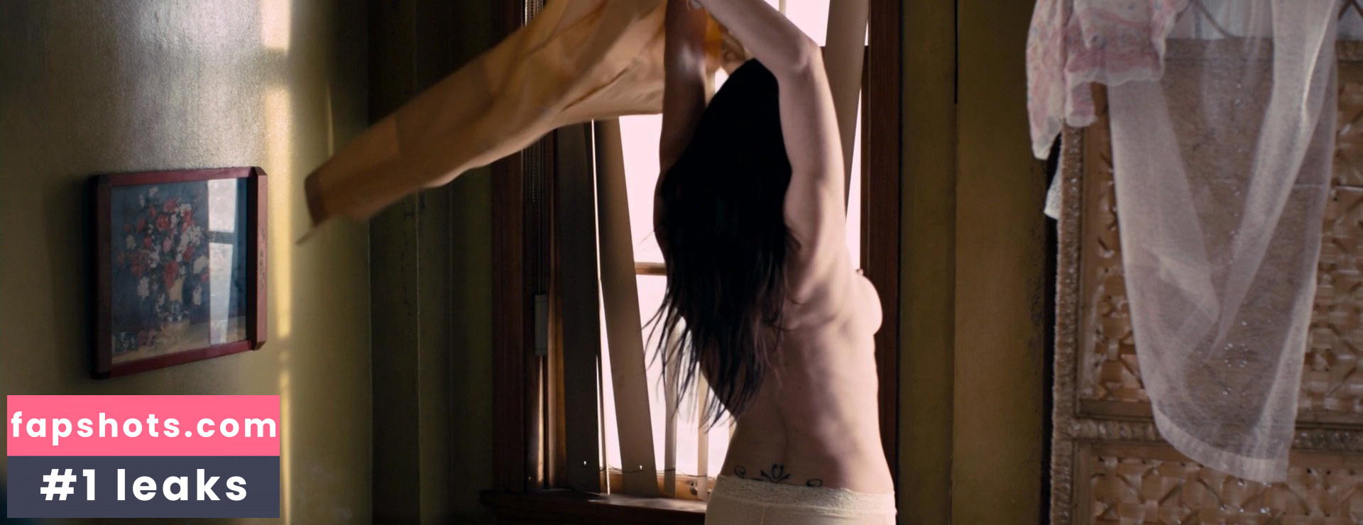 Lynn Collins Nude Leaks OnlyFans Photos #9 - LeakJerk