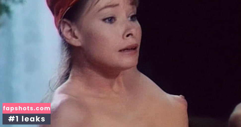 Lynn Lowry gallery photo #16