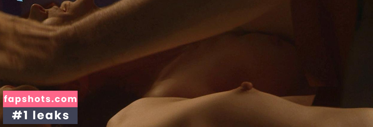 Lynn Marie Sager nude babe gallery